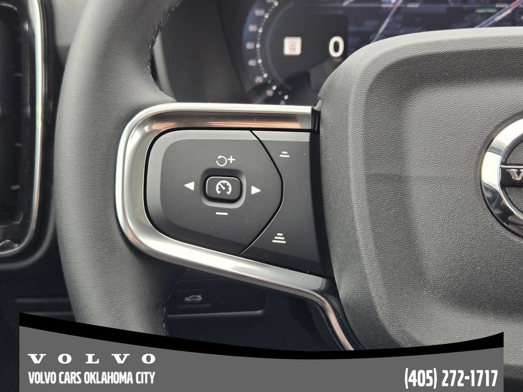 Used 2026 Volvo XC40 B5 Plus w/ Protection Package Premier AWD/4WD image 27