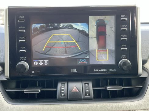 Used 2019 Toyota RAV4 Limited image 27