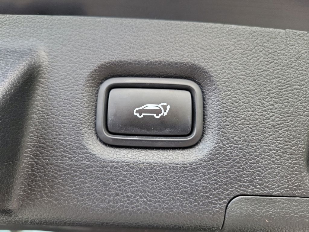 Used 2022 Hyundai Santa Fe XRT AWD/4WD image 17