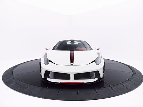 Used 2014 Ferrari 458 Spider RWD image 26