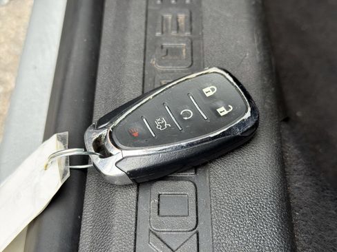Used 2019 Chevrolet Equinox LT FWD image 35