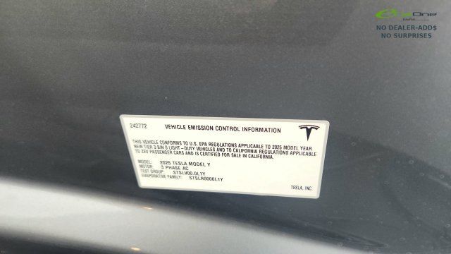 Used 2025 Tesla Model Y Long Range RWD image 62