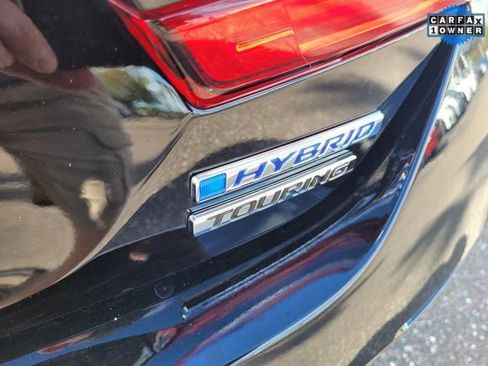Used 2022 Honda Accord Touring image 11