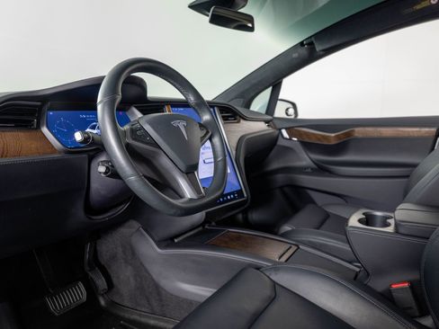 Used 2020 Tesla Model X Long Range AWD/4WD image 14