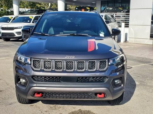Used 2024 Jeep Compass Trailhawk image 2