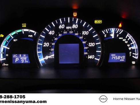 Used 2014 Toyota Camry SE w/ Moonroof Package FWD image 11