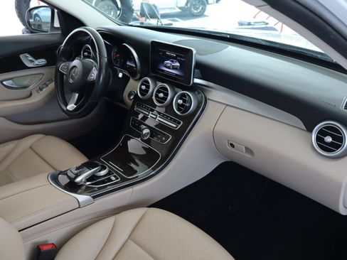 Used 2015 Mercedes-Benz C 300 Sedan image 44