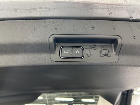 New 2026 Ford Explorer Active image 31