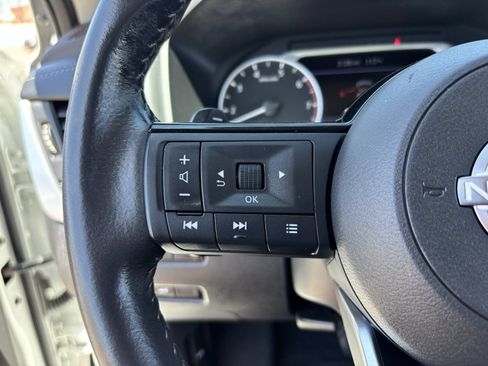 Certified 2023 Nissan Rogue SV w/ SV Premium B Package FWD image 30