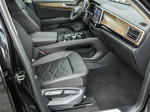 New 2026 Volkswagen Atlas SE image 41