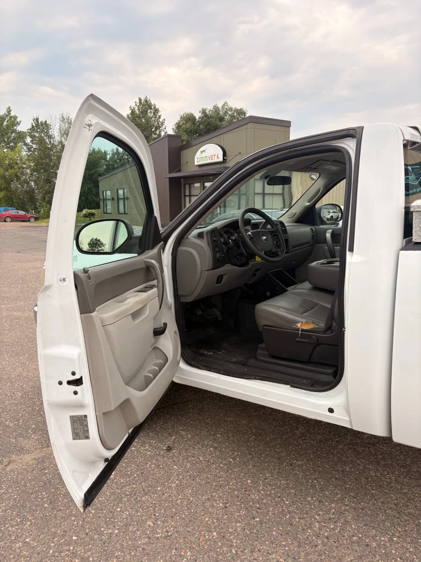 Used 2012 Chevrolet Silverado 2500 W/T w/ Snow Plow Prep Package AWD/4WD image 12