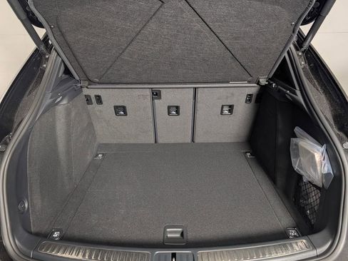 New 2026 Porsche Macan Turbo AWD/4WD image 17