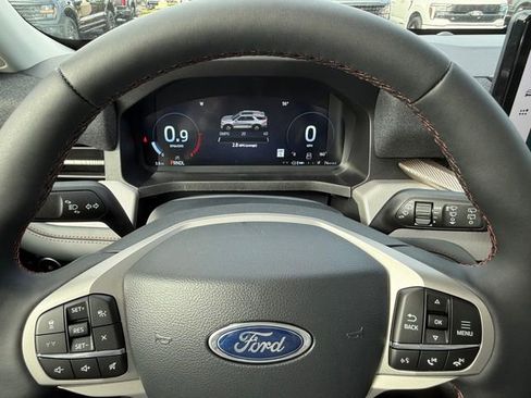 New 2026 Ford Explorer Active w/ Active Comfort Package image 25