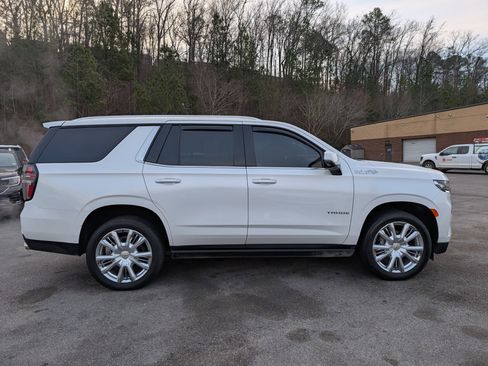 Used 2022 Chevrolet Tahoe High Country image 11