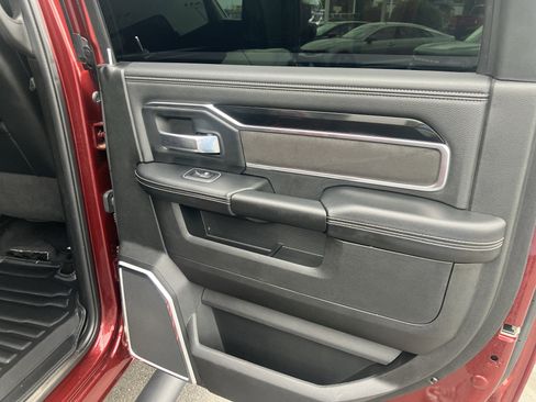 Used 2022 RAM 2500 Laramie AWD/4WD image 11