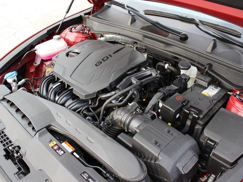 Used 2025 Hyundai Sonata SEL FWD image 25