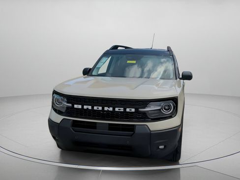 New 2025 Ford Bronco Sport Outer Banks w/ Outer Banks Tech Package+ AWD/4WD image 10