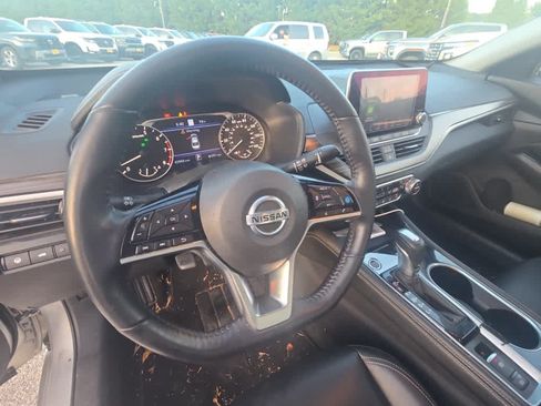 Used 2020 Nissan Altima 2.5 Platinum AWD/4WD image 15