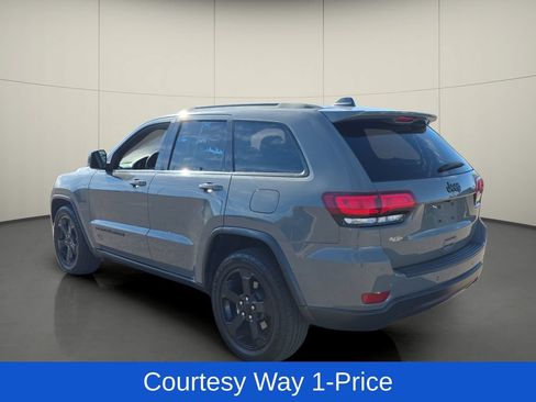 Used 2021 Jeep Grand Cherokee Freedom Edition RWD image 6