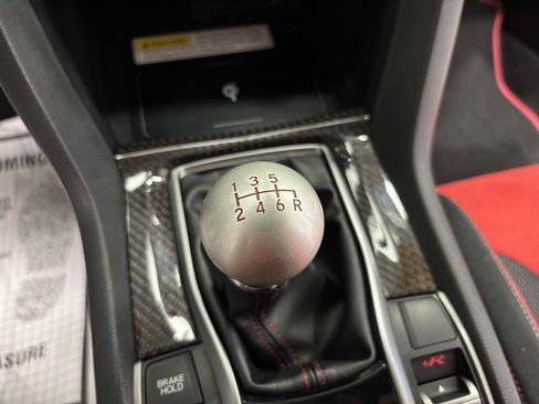 Used 2017 Honda Civic Type R image 19