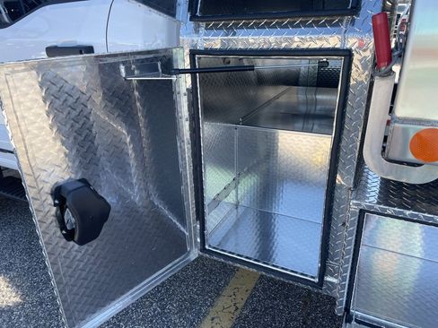 New 2025 Ford F550 4x4 Regular Cab Super Duty image 20