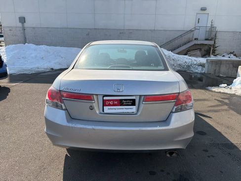 Used 2011 Honda Accord EX image 10