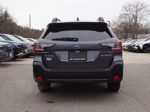 Used 2025 Subaru Outback Premium image 6