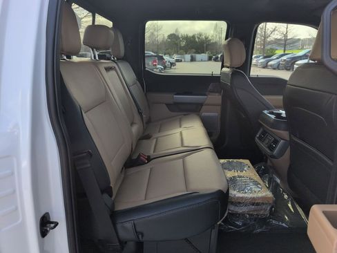New 2026 Ford F350 Lariat w/ Black Appearance Package image 15