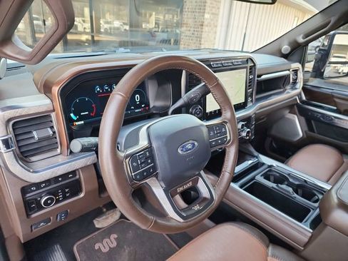 Used 2024 Ford F250 King Ranch w/ Chrome Package image 18