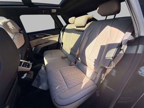 New 2026 Cadillac Lyriq V image 13