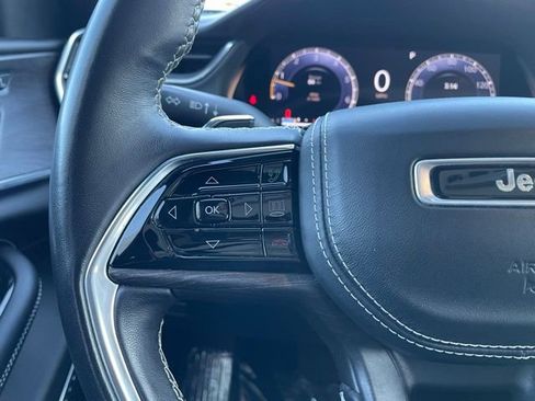 Used 2021 Jeep Grand Cherokee L Overland w/ Luxury Tech Group IV image 15