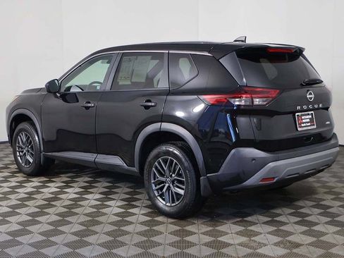Used 2023 Nissan Rogue S AWD/4WD image 7