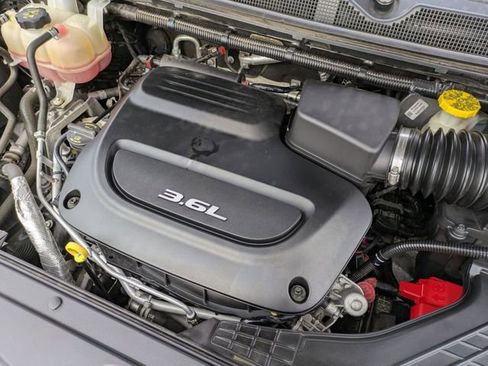 Certified 2018 Chrysler Pacifica Touring Plus image 30