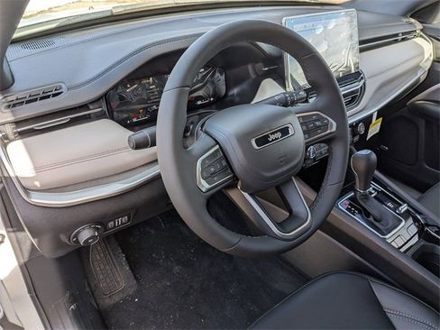 New 2026 Jeep Compass Limited image 11