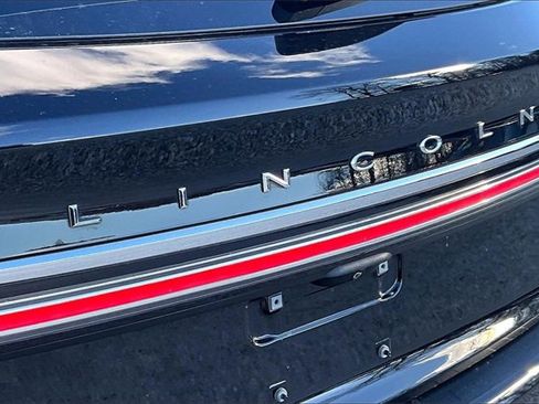 Used 2023 Lincoln Nautilus AWD w/ Premium Package image 14