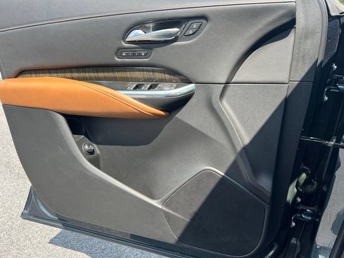Used 2019 Cadillac XT4 Premium Luxury AWD/4WD image 21
