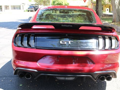 Used 2019 Ford Mustang GT RWD image 5