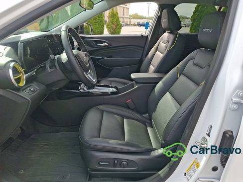 Used 2024 Chevrolet Trax ACTIV w/ Driver Confidence Package FWD image 14