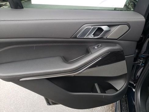 New 2026 BMW X5 xDrive50e image 14