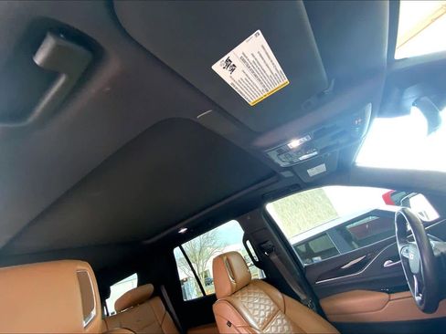 Used 2022 Cadillac Escalade Sport w/ Touring Package image 13