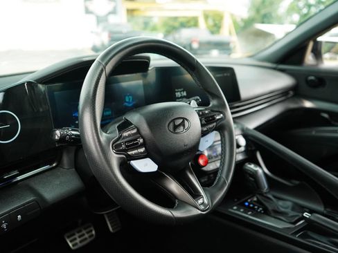 Used 2025 Hyundai Elantra N FWD image 6