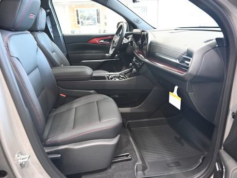 New 2026 Chevrolet Traverse Z71 w/ Enhanced Driving Package AWD/4WD image 10