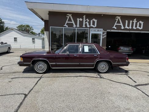 Used 1989 Mercury Grand Marquis GS RWD image 6