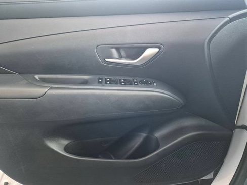Used 2025 Hyundai Tucson SEL FWD image 11