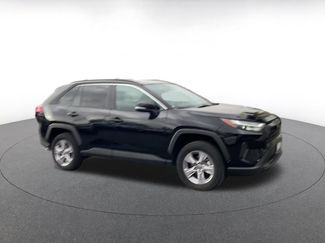 Used 2025 Toyota RAV4 XLE video 2