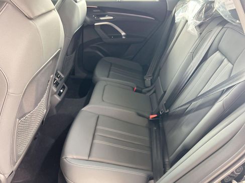 New 2025 Audi Q5 Premium Plus image 15
