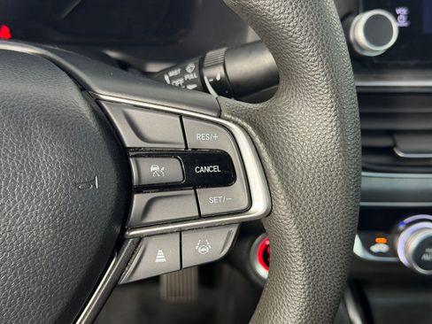 Used 2021 Honda Accord LX image 27