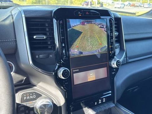 Used 2025 RAM 1500 Laramie image 18