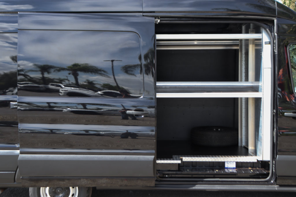 Used 2020 Ford Transit 250 148 High Roof Extended w/ Load Area Protection Package RWD image 13