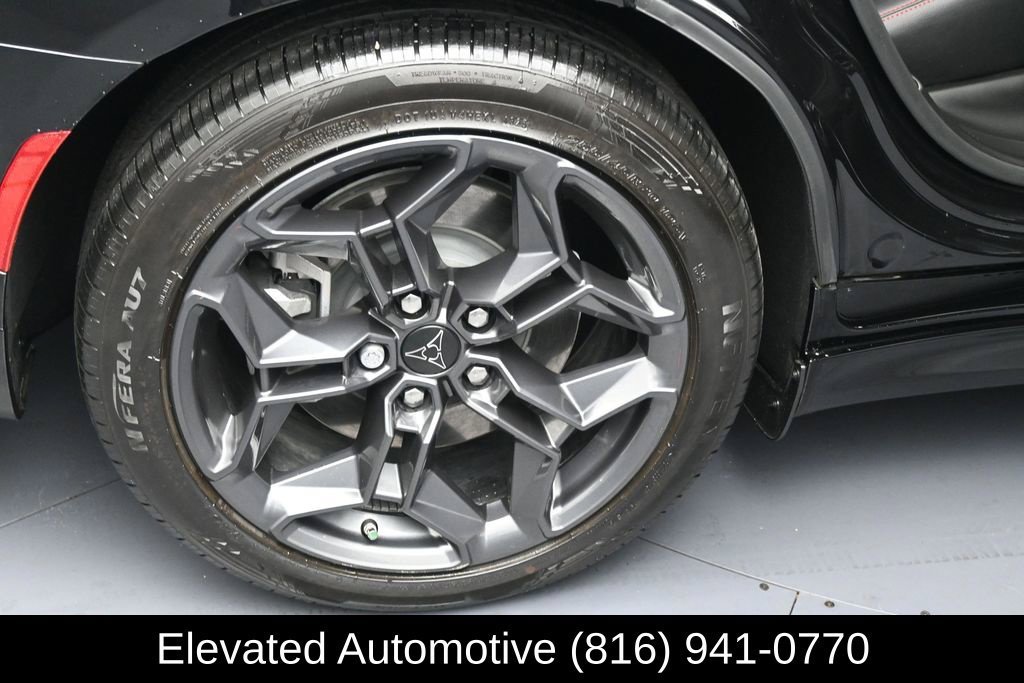 Used 2026 Dodge Charger R/T w/ Driver Convenience Group AWD/4WD image 5